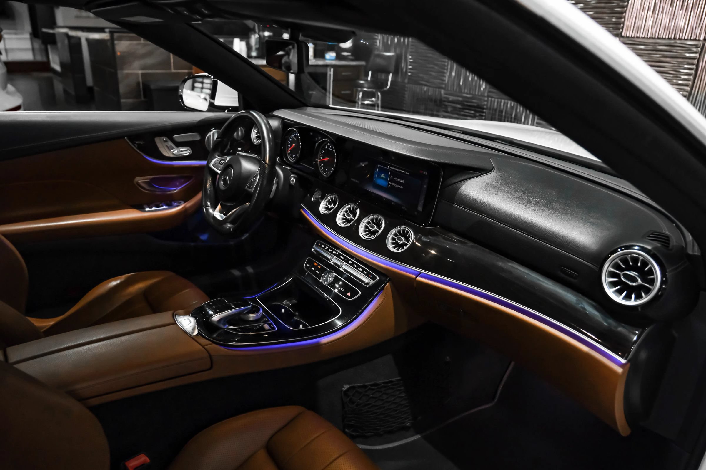 Used 2018 Mercedes-Benz E 400 Cabriolet image 24