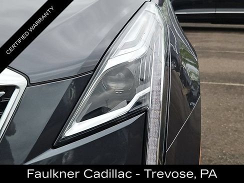 Used 2022 Cadillac XT5 Premium Luxury w/ Technology Package AWD/4WD image 10