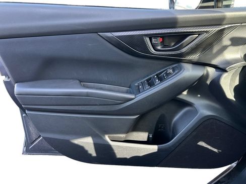 Used 2017 Subaru Impreza 2.0i Premium AWD/4WD image 17