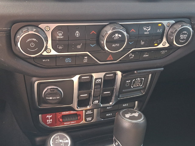 Used 2024 Jeep Wrangler Unlimited Rubicon 4xe AWD/4WD image 15