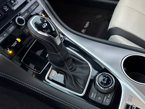 Used 2022 INFINITI Q60 3.0t Luxe w/ Essential Package image 20