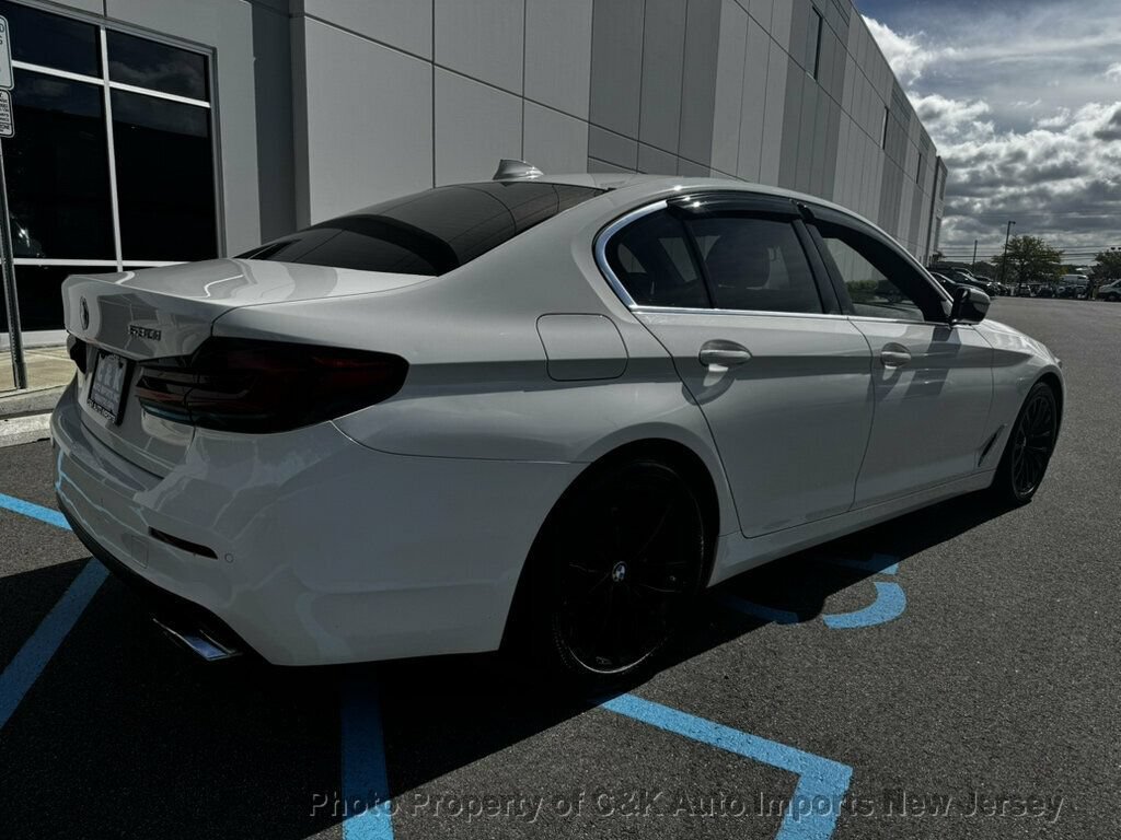 Used 2021 BMW 530i w/ Convenience Package RWD image 5