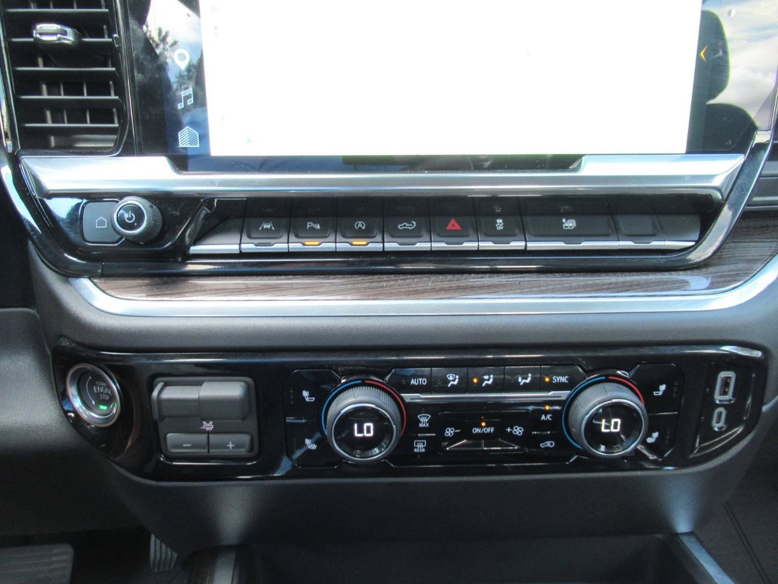 Used 2026 Chevrolet Silverado 1500 RST w/ Safety Package AWD/4WD image 27