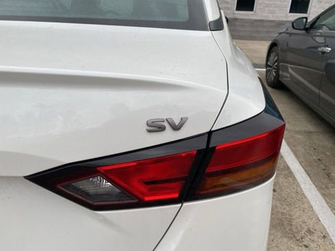 Used 2023 Nissan Altima 2.5 SV image 13