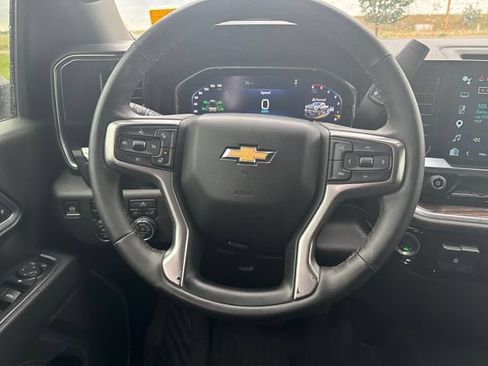 Certified 2025 Chevrolet Silverado 2500 LT AWD/4WD image 14