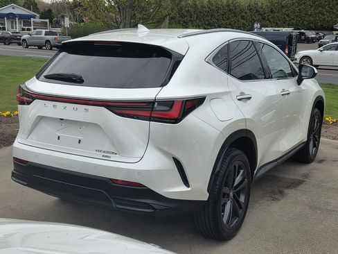 Used 2022 Lexus NX 450h+ AWD w/ Vision Package image 7