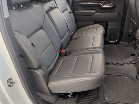 Used 2024 Chevrolet Silverado 2500 LT w/ Z71 Sport Edition image 20