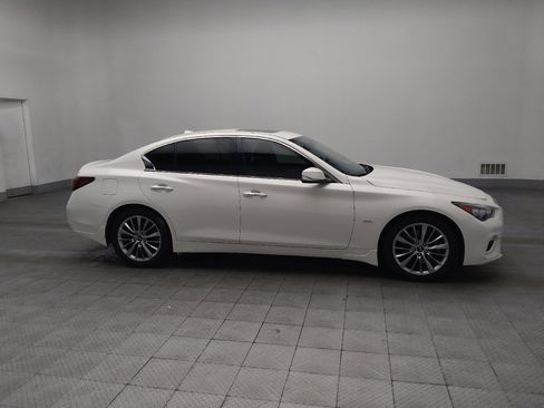 Used 2019 INFINITI Q50 Luxe w/ Essential Package (3.0T Luxe) image 11