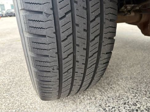 Used 2010 Ford F150 Lariat AWD/4WD image 13