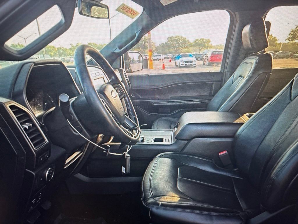 Used 2020 Ford Expedition Max Limited RWD image 3