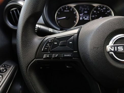 Used 2024 Nissan Kicks S FWD image 11