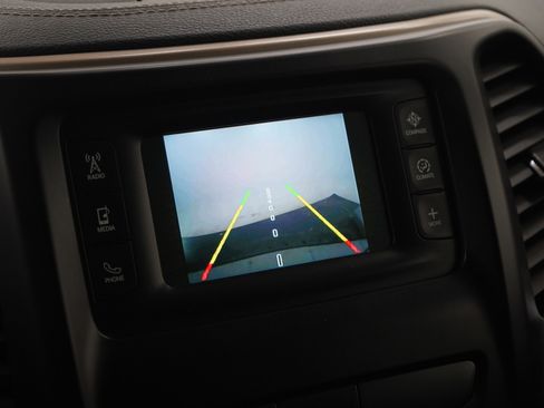Used 2015 Jeep Cherokee Latitude AWD/4WD image 27
