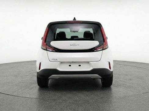 Used 2025 Kia Soul LX w/ LX Technology Package image 7