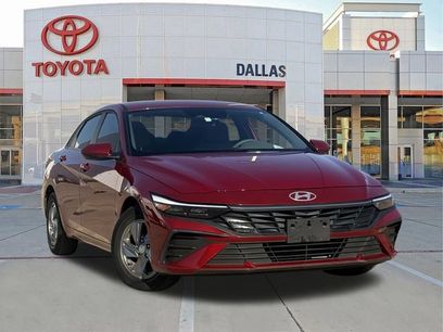 Used 2025 Hyundai Elantra SE