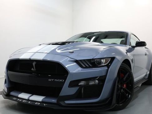 Used 2022 Ford Mustang Shelby GT500 w/ Technology Package image 55