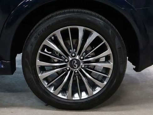Used 2019 INFINITI QX80 Luxe w/ 22" Wheel Package image 40