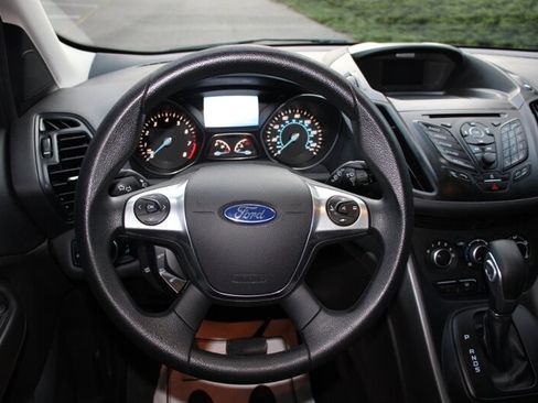 Used 2016 Ford Escape S FWD image 17