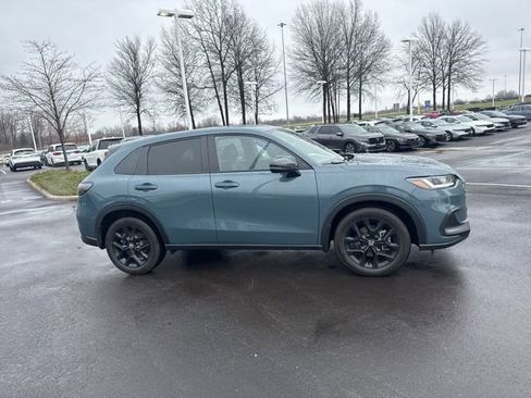 Used 2024 Honda HR-V Sport image 9