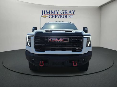 Used 2024 GMC Sierra 2500 AT4X w/ AT4X AEV Edition AWD/4WD image 8