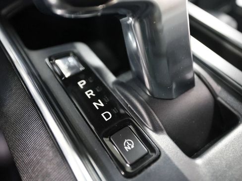 Used 2023 Ford F150 Lightning Platinum AWD/4WD image 39