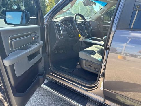 Used 2016 RAM 1500 Lone Star RWD image 12