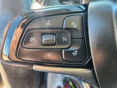 Used 2023 Buick Enclave Essence w/ Experience Buick Package image 13