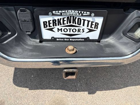 Used 2014 RAM 1500 Laramie AWD/4WD image 25