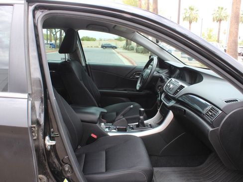 Used 2015 Honda Accord Sport image 12