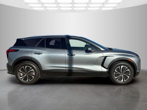 New 2026 Chevrolet Blazer EV LT AWD/4WD image 3