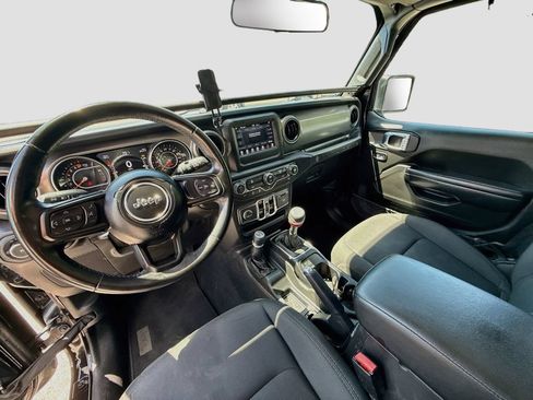 Used 2021 Jeep Wrangler Unlimited Sport AWD/4WD image 9
