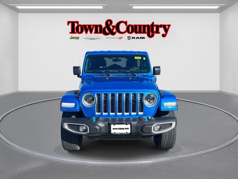 Certified 2023 Jeep Wrangler Unlimited Sahara w/ Cold Weather Group AWD/4WD image 3