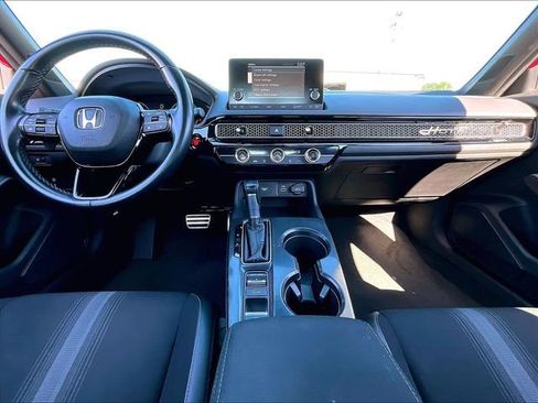 Used 2022 Honda Civic Sport image 21