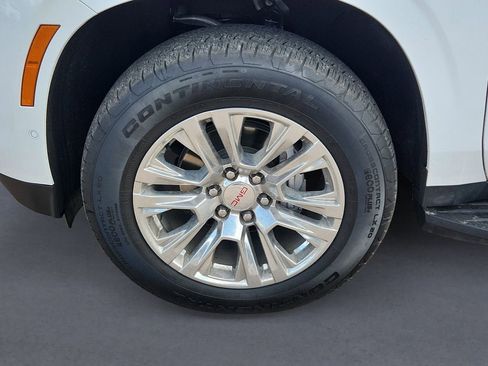Used 2025 GMC Yukon Denali image 14