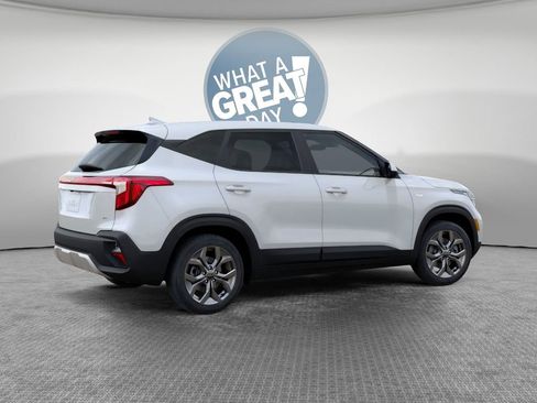 New 2026 Kia Seltos LX AWD/4WD image 5