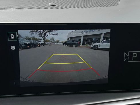 Used 2025 Kia Sorento LX image 18