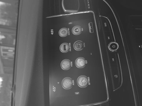 Used 2020 Buick Encore Preferred image 15