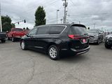 Used 2023 Chrysler Pacifica Touring-L image 3