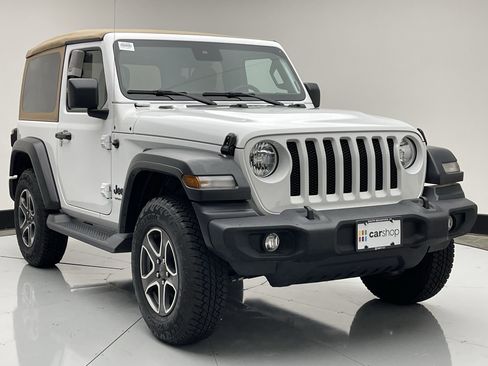 Used 2020 Jeep Wrangler Sport image 7