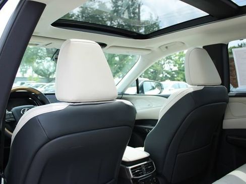 Used 2025 Lexus RX 350 AWD w/ Convenience Package image 30