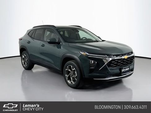 New 2026 Chevrolet Trax LT w/ LT Convenience Package FWD image 1