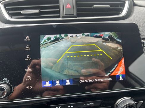 Used 2022 Honda CR-V Touring image 24