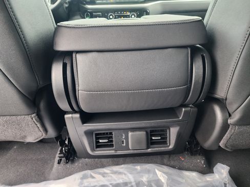 New 2026 Chevrolet Silverado 2500 LT w/ Trail Boss Package image 19