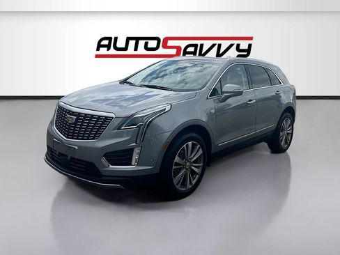 Used 2024 Cadillac XT5 Premium Luxury w/ Technology Package FWD image 3