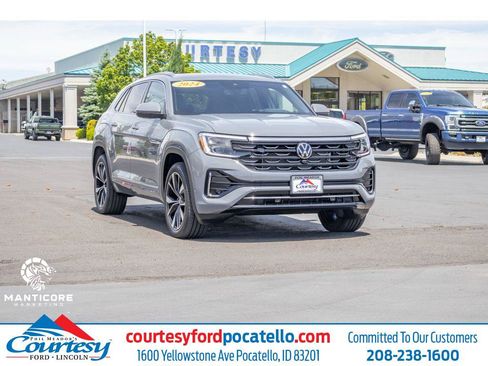 Used 2024 Volkswagen Atlas Cross Sport SEL Premium R-Line AWD/4WD image 1