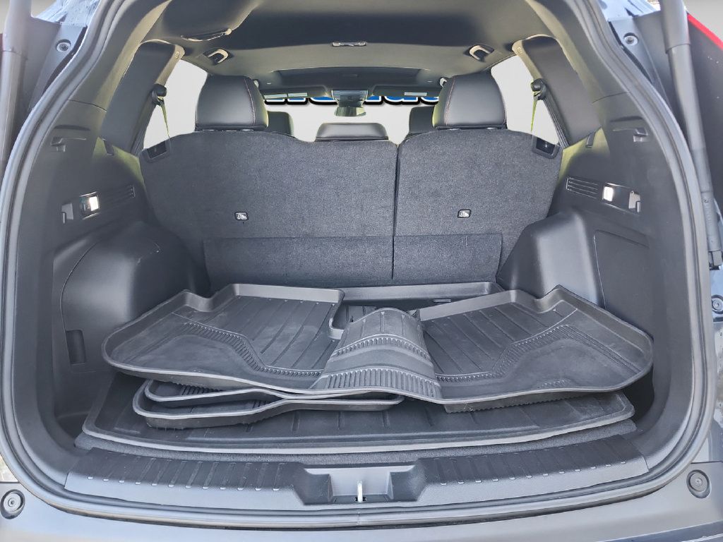 Used 2024 Honda CR-V Sport Touring image 16