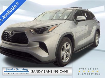 Used 2022 Toyota Highlander L