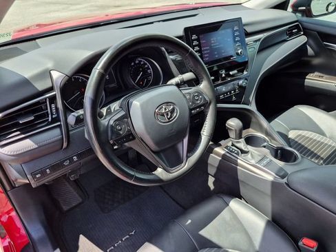 Used 2024 Toyota Camry SE w/ Convenience Package FWD image 31