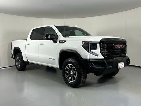 Used 2025 GMC Sierra 1500 AT4X image 1