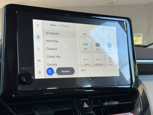 New 2026 Toyota Corolla Cross L image 21