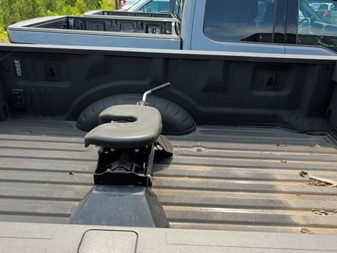 Used 2024 Ford F350 Lariat w/ Lariat Ultimate Package AWD/4WD image 5